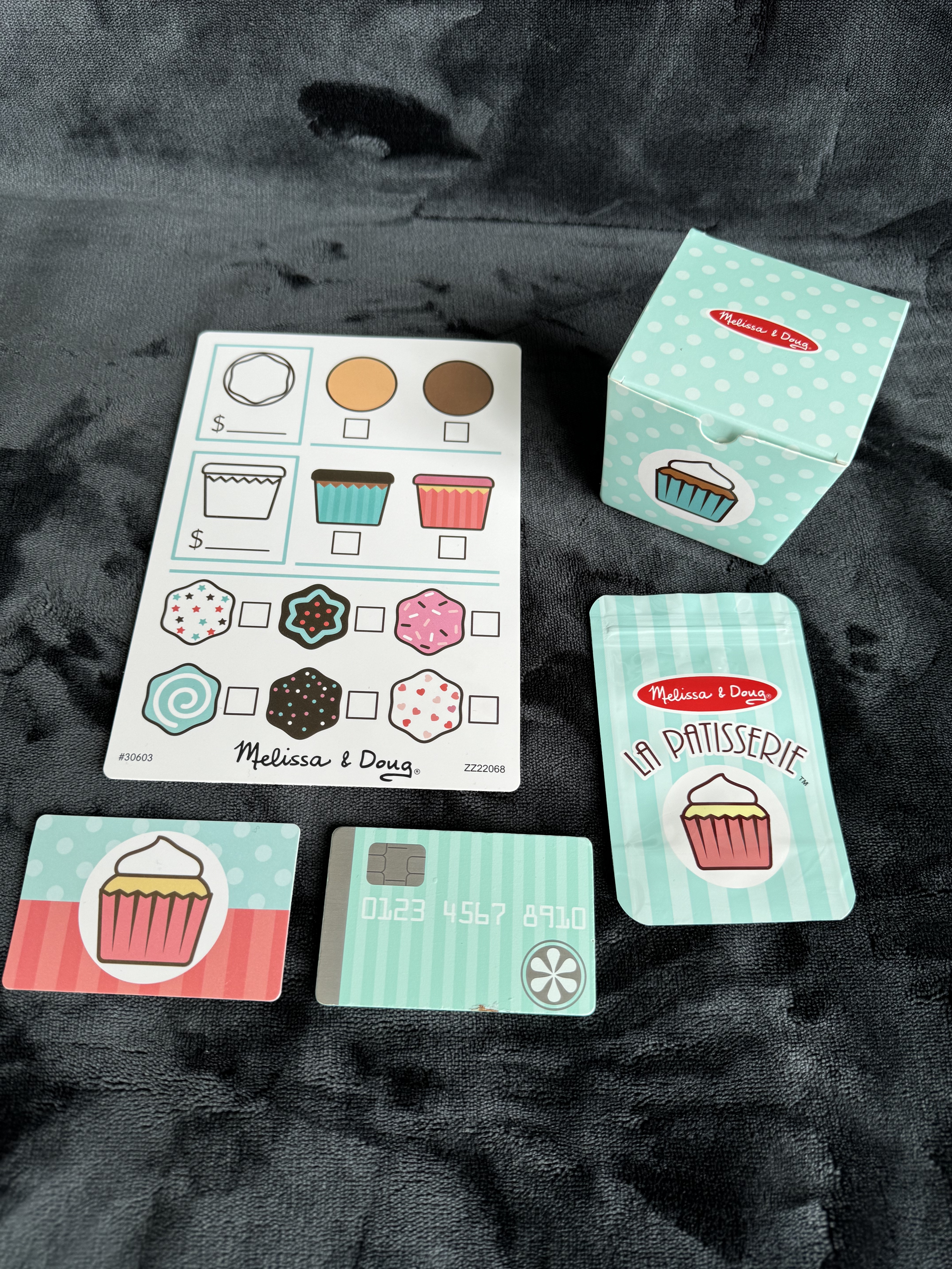 melissa and doug bakery accessories menue loyalty card take away box 